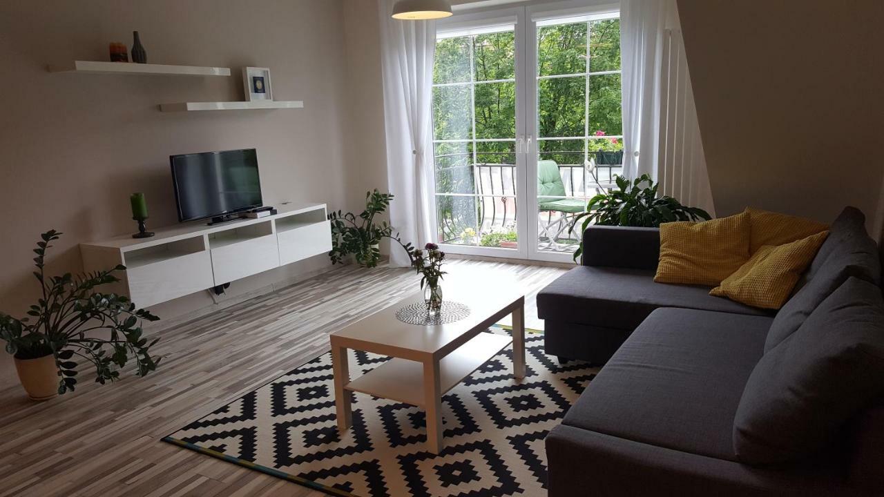 Apartament W Centrum Ustrzyki Dolne Ngoại thất bức ảnh